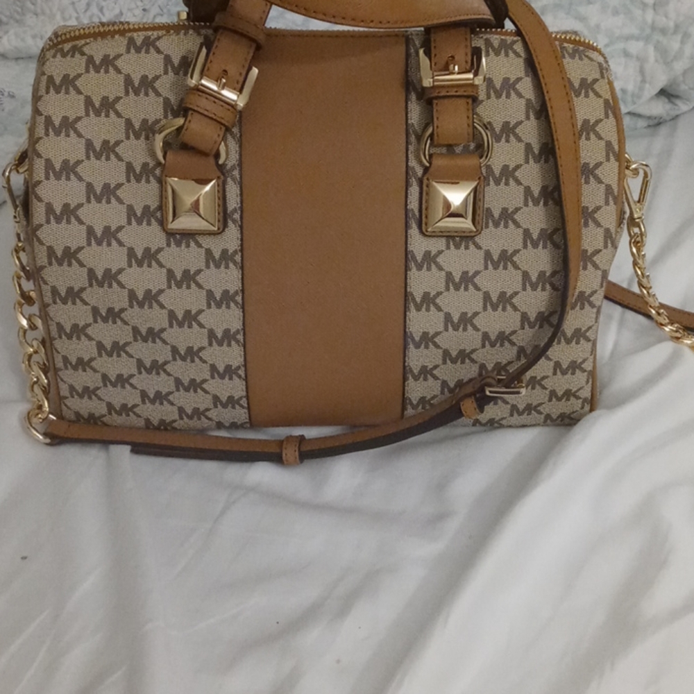 Micheal Kors Grayson handbag